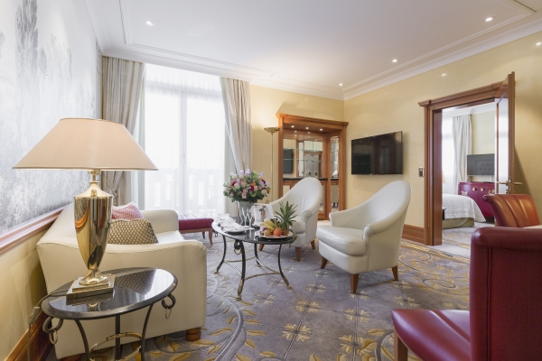 Savoy Hotel Baur en Ville